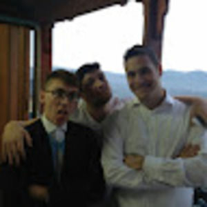 Meet your Posher, Avromi